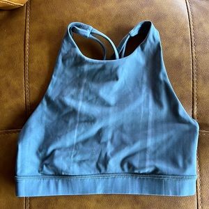 Lululemon sports bra! Size 4.